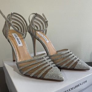 Steve Madden Aleeya Silver Pump US 7.5
